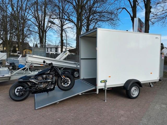 Unsinn " Top + Extras wie Auffahrklappe 100km/h "