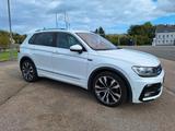 Volkswagen VW Tiguan 2.OTFSI RLine Allrad Automatik -... - Volkswagen Tiguan: Rline