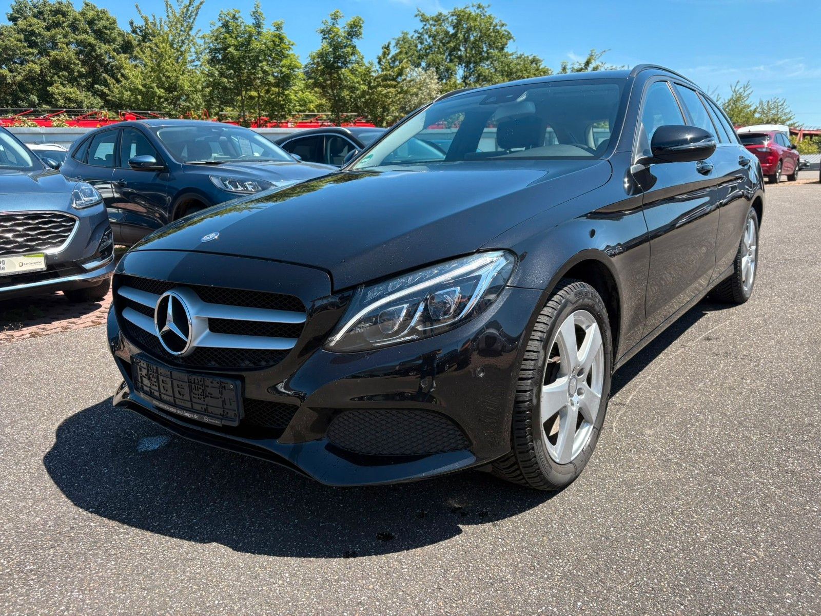 MERCEDES-BENZ C 220