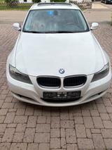 BMW 318i - - BMW 318 aus 2011: 318i