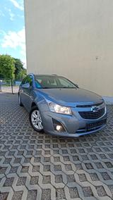 Chevrolet Cruze 1,7 diesel mit Neuem TÜV! - Chevrolet in Chemnitz