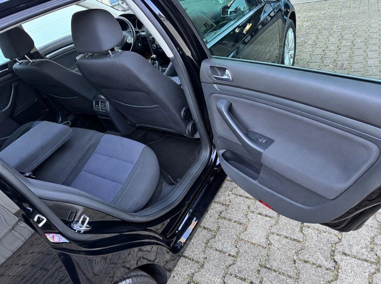 Volkswagen Golf 2012 — photo 8