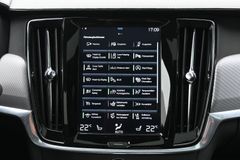 Fahrzeugabbildung Volvo S90 D5 AWD R-Design*LUFT*HUD*360*MASSAGE*21"*DAB