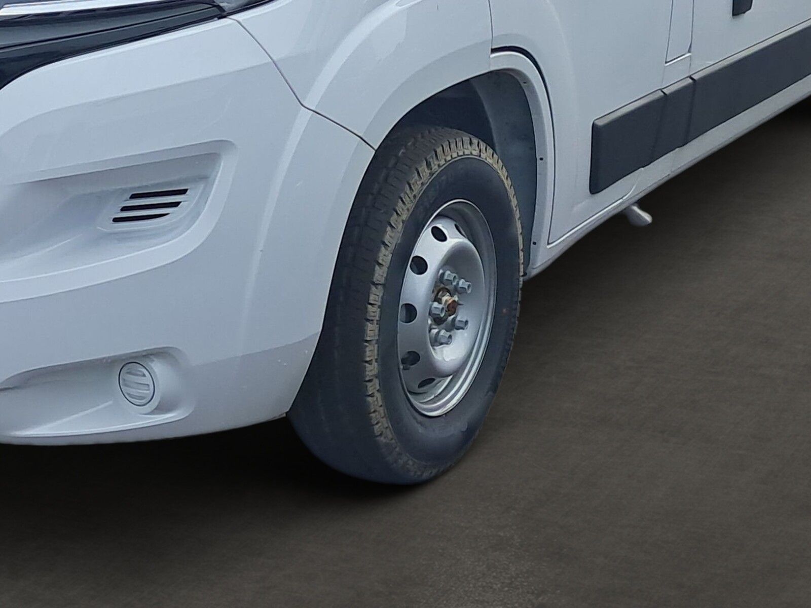 Fahrzeugabbildung Karmann Davis Lifestyle DA 591 LS Panoramadachfenster