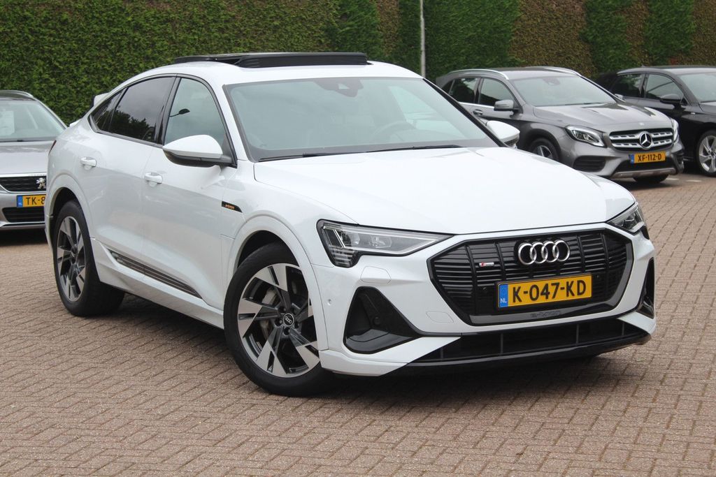 Image of Audi e-tron