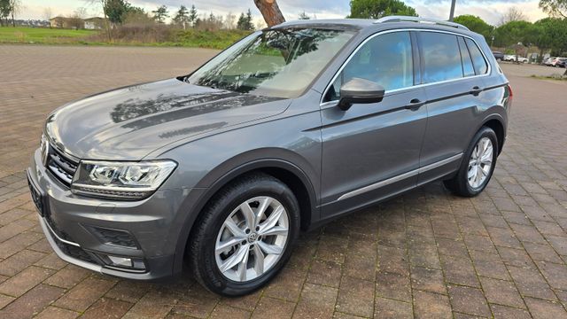 Volkswagen Tiguan Highline 2.0l TDI DSG ACC LED PDC LEDER