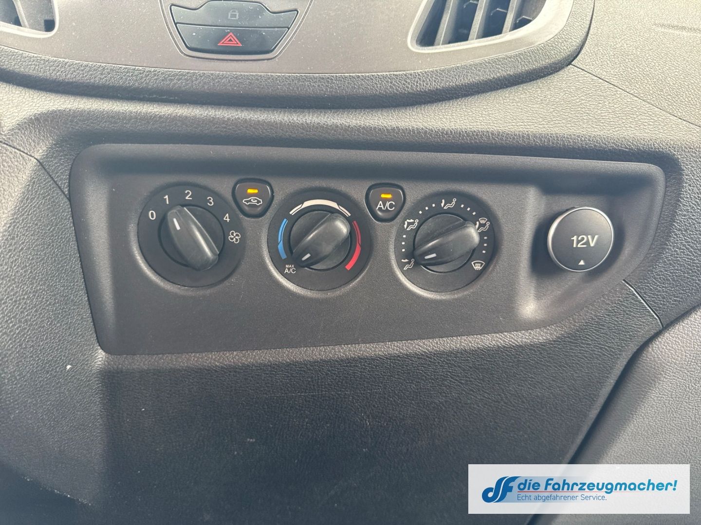 Fahrzeugabbildung Ford Transit Kombi 350 L3 Trend Temp Klima *6030