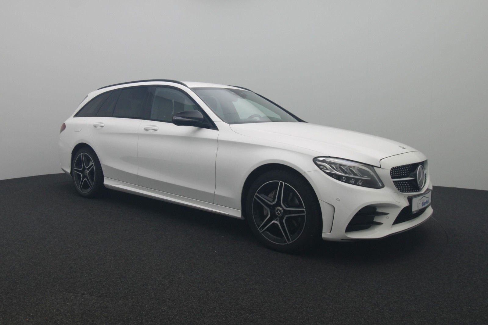 Fahrzeugabbildung Mercedes-Benz C 220d T-Modell 4Matic AMG-Line Night-Paket