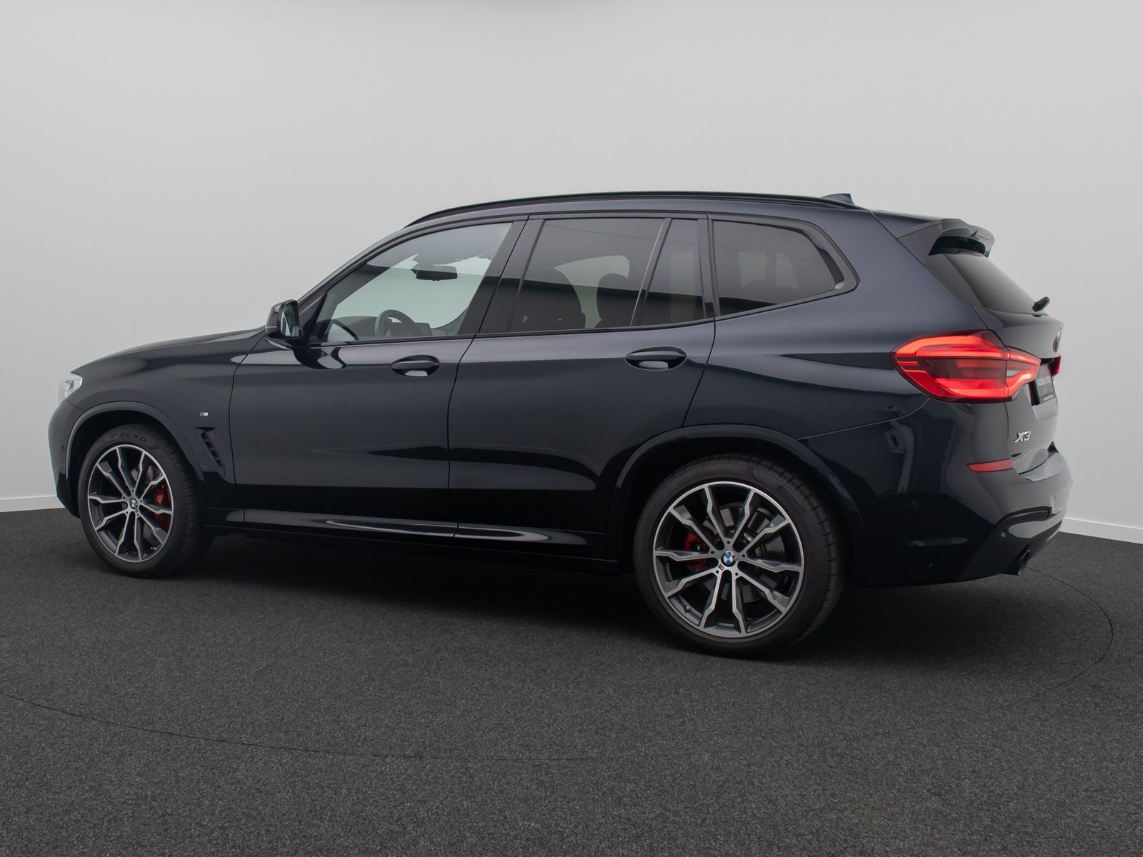 Fahrzeugabbildung BMW X3 xD30i M Sport DAB AHK Kamera Alarm HUD 20Zoll