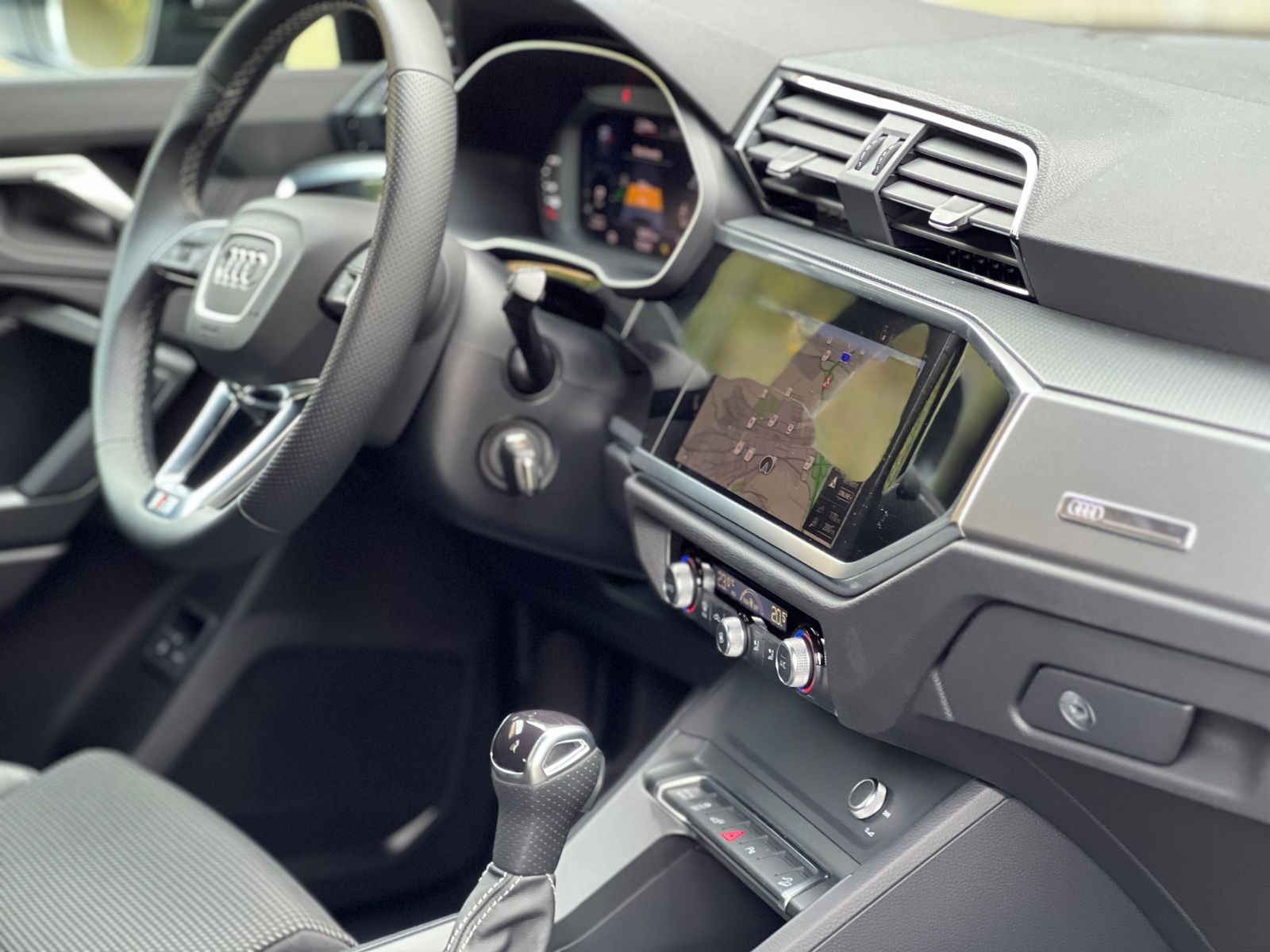 Audi Q3 45 TFSI e Aut. 3x S line Virtual Cockpit ACC foto 17