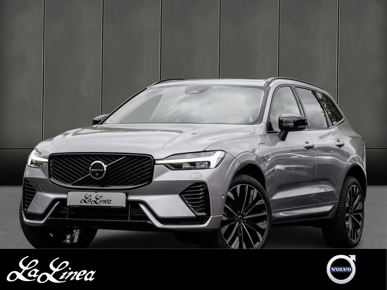 Volvo XC60 T8 AWD Ultra Dark Reskin NP:93.710,-//FOUR-