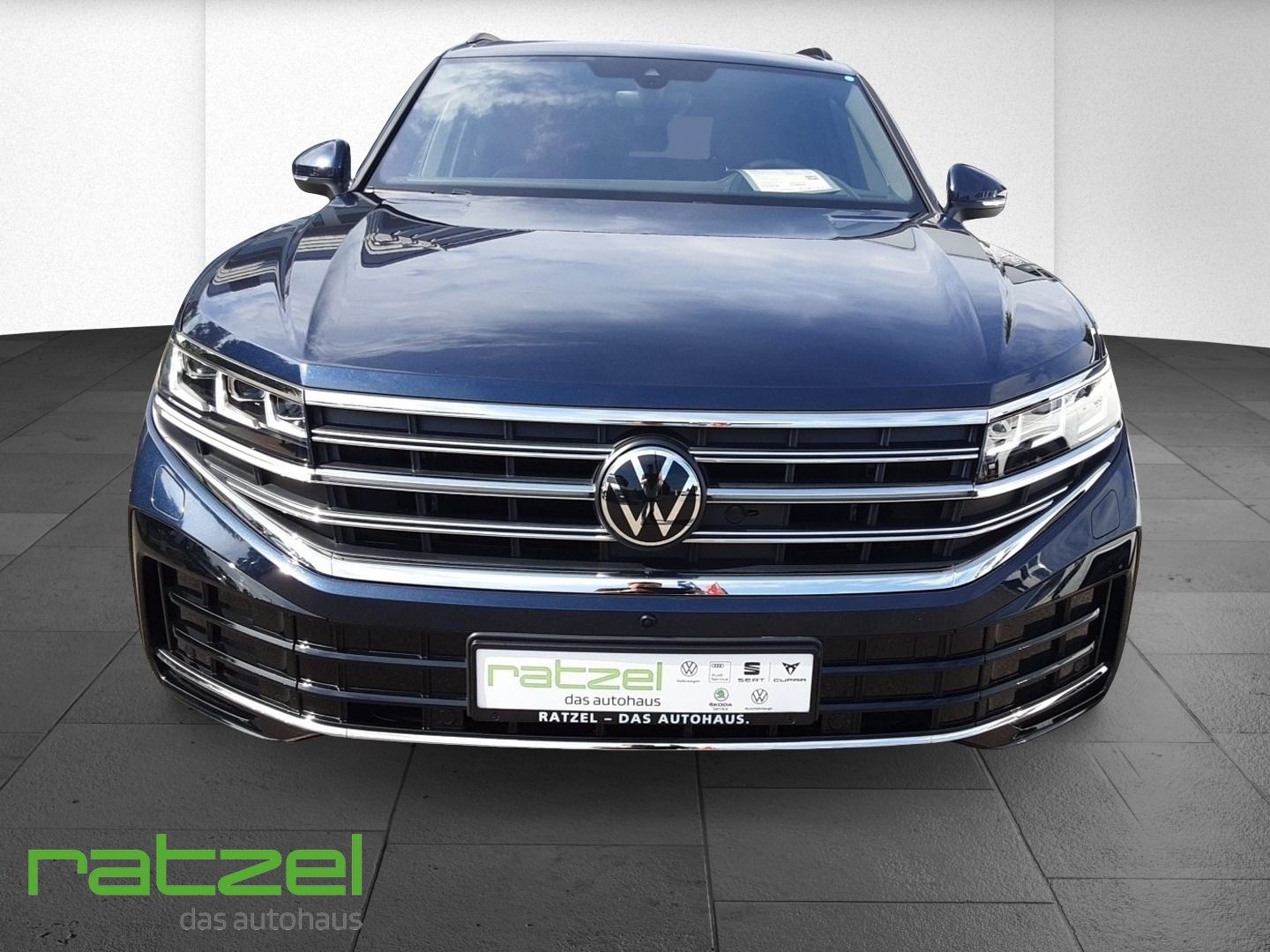 Fahrzeugabbildung Volkswagen Touareg Elegance 3.0 V6 TDI 4MOTION 8-Gang Aut.