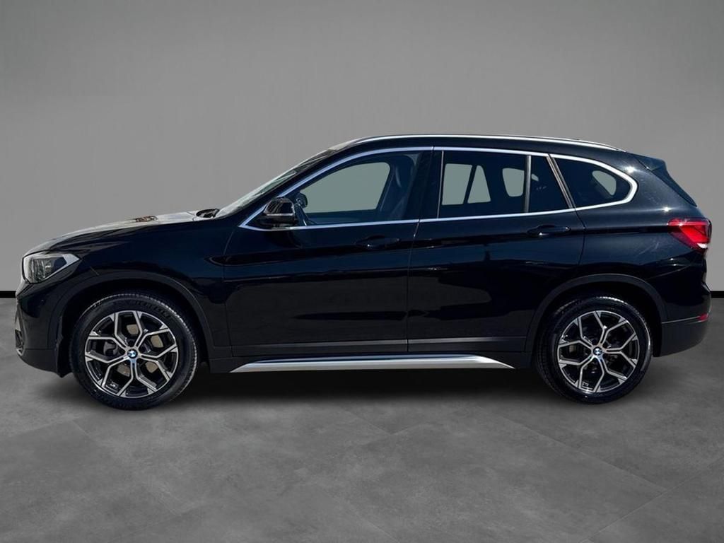 BMW X1 18 d xLine Plus xDrive Steptronic imagem 2