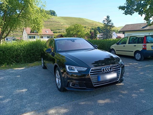 AUDI Audi A4 b9 2.0 Avant