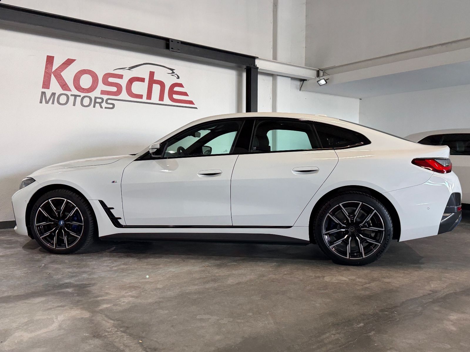 BMW i4 Gran Coupe 40 eDrive M Sportpaket Laser Pano foto 5