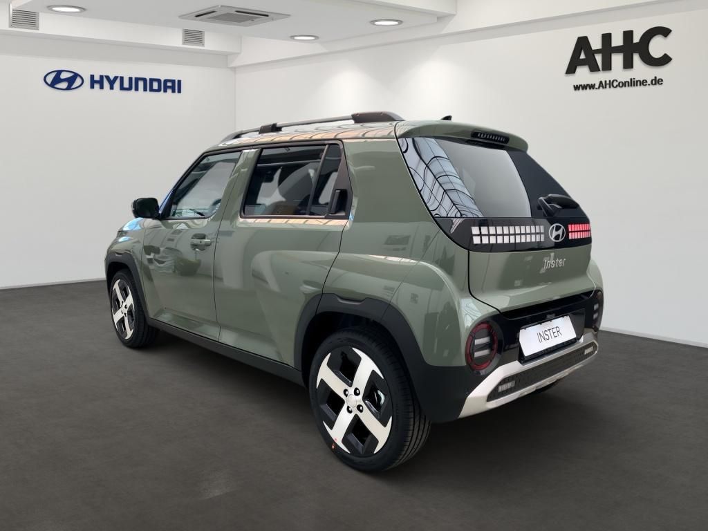 Fahrzeugabbildung Hyundai INSTER EV 49 kWh Prime WPumpe SpurW KlimaA Navi