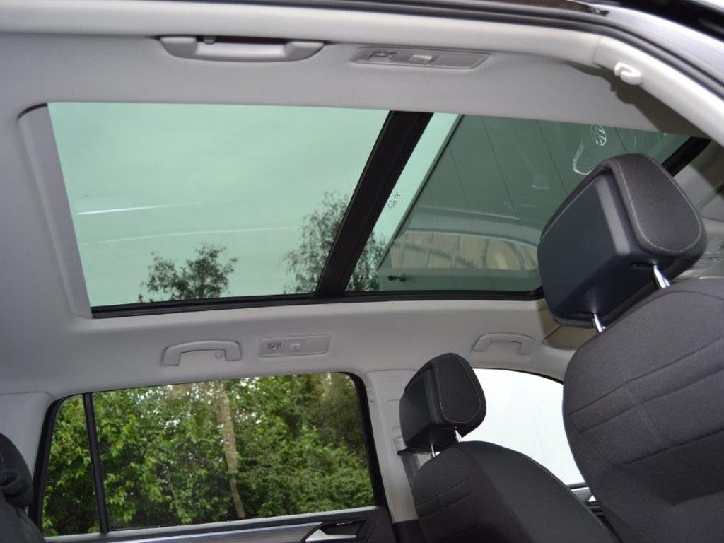 Tiguan Allspace 2.0 TDI 4Motion DSG Elegance AHK
