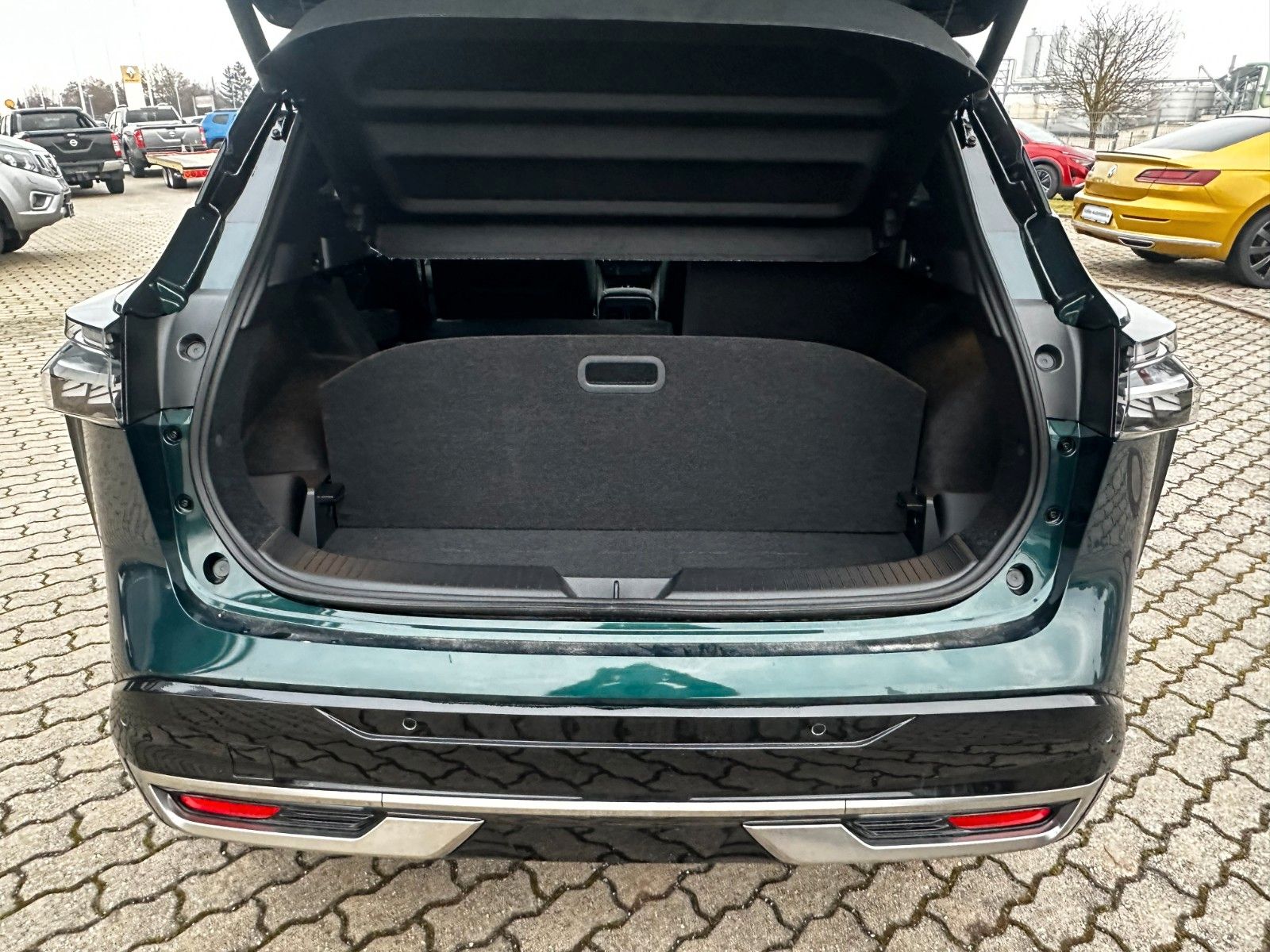 Fahrzeugabbildung Nissan Qashqai Tekna e-Power , Premium Paket, Panorama