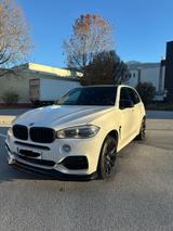 BMW X5 M50 M50d - - BMW X5 M50 aus 2015