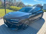 BMW 760 V8 M760i V8 540HP M-SPORT - BMW 760: 760i