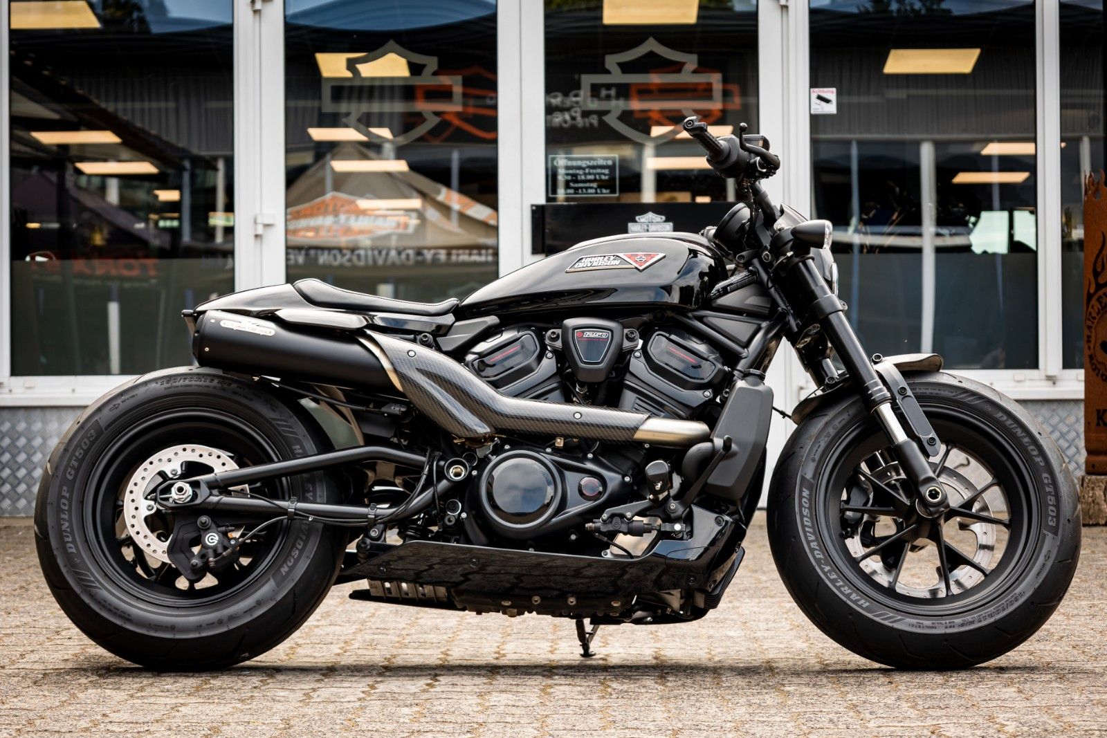 Fahrzeugabbildung Harley-Davidson SPORTSTER S RH1250S - JEKILL&HYDE -