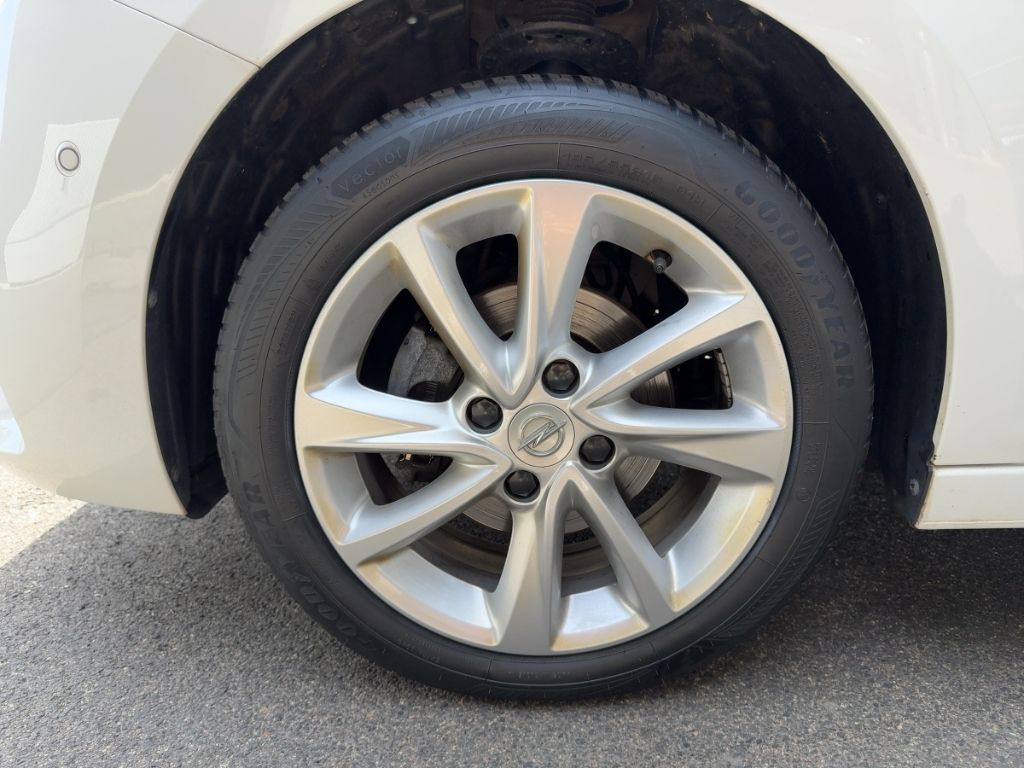 Fahrzeugabbildung Opel Corsa ALLWETTER  RÜCKFAHRK.  SITZHEIZUNG