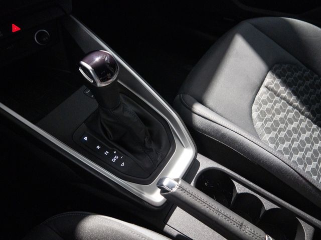A1 Sportback advanced 25 TFSI PDC SHZ ACC SONOS