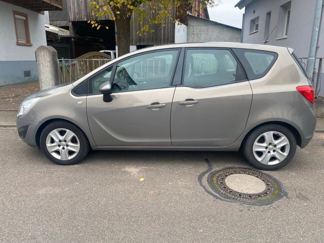 Opel Meriva, EZ 2012 - Benzin, 120 PS