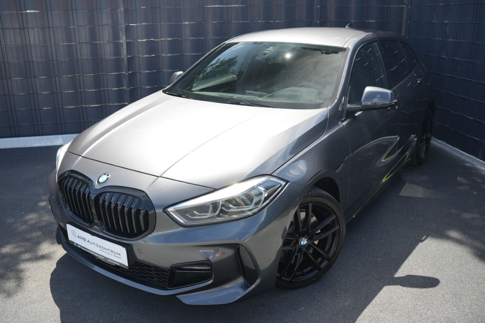BMW 120d Aut. M Sport*AHK*HUD*HK*WLAN*LIVE*DAB*HIFI*
