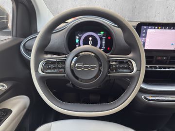 Fiat 500e La Prima +Pano+Kam.+LED+SHZ+SpurH+Winterp.