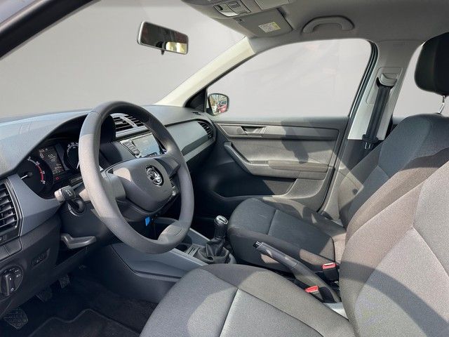 Fahrzeugabbildung SKODA Fabia 1.0l Active ANSCHLUSSGARANTIE+KLIMA+DAB-RA