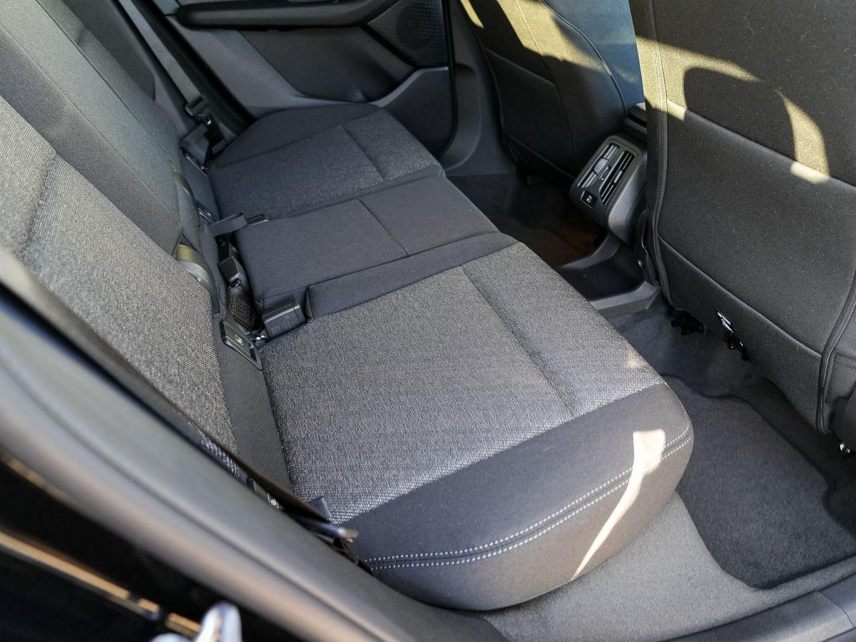 BMW 218d Active Tourer AHK PANODACH SGlas Dachreling foto 22