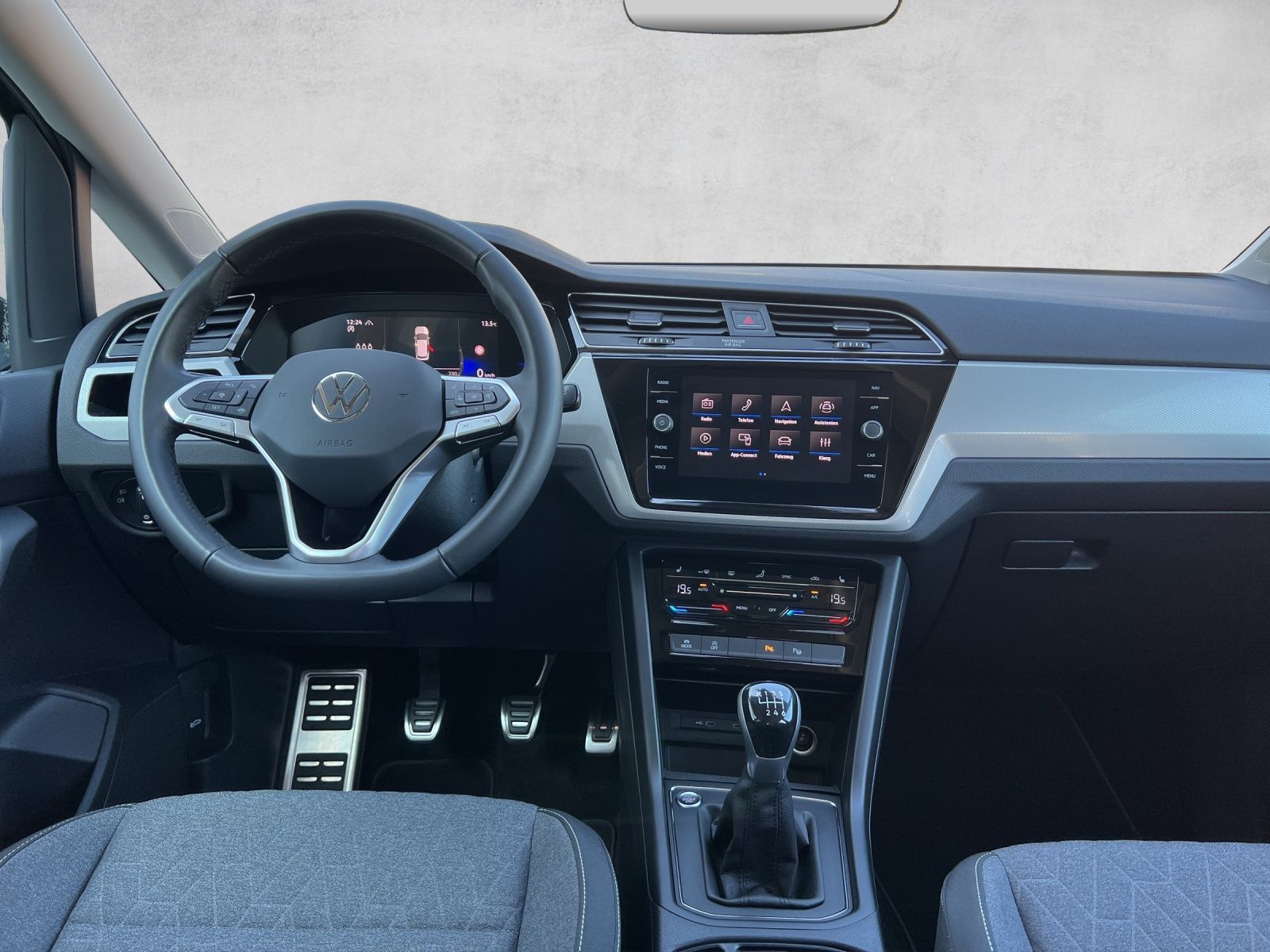 Touran Move 1.5 TSI Navi*ACC*7-Sitzer