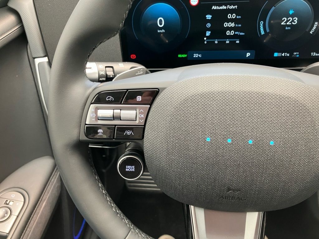 Fahrzeugabbildung Hyundai IONIQ 5 2WD 84kWh Uniq 2xKlima 360 4xSHZ AUT HUD