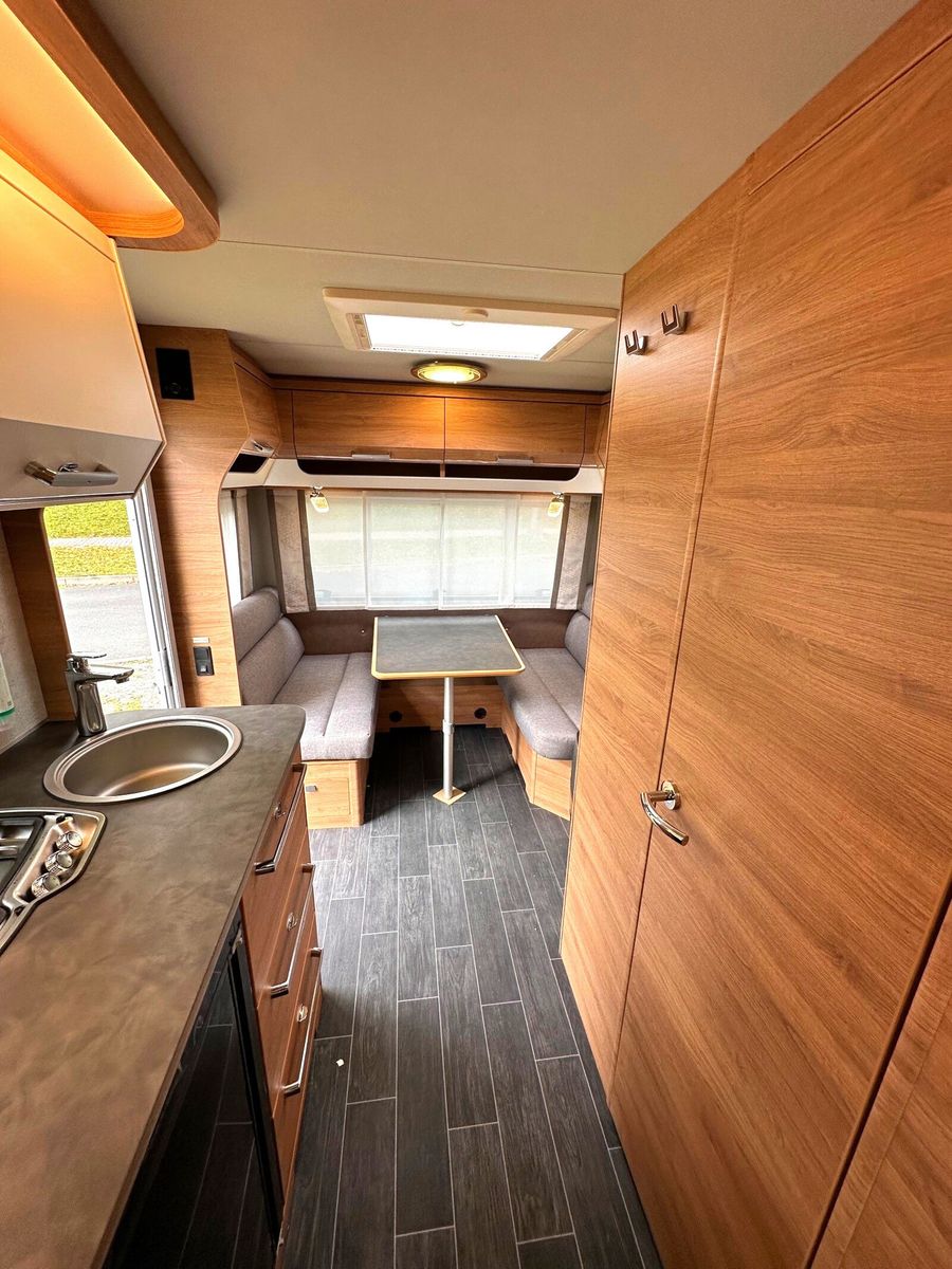 Fahrzeugabbildung Tabbert Da Vinci 460 E 2.3 Mover Sat TV