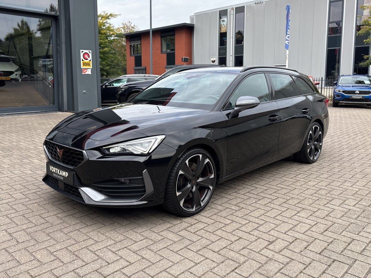 Cupra Leon Sportstourer VZ e-Hybrid AHK Full-Link