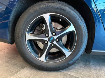 Ford Focus Turnier Cool & Connect*Spurhalte*LED*Navi*