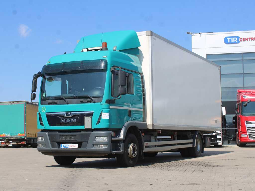 MAN TGM 15.250, CARRIER XARIOS 600, NAVI, BEACON