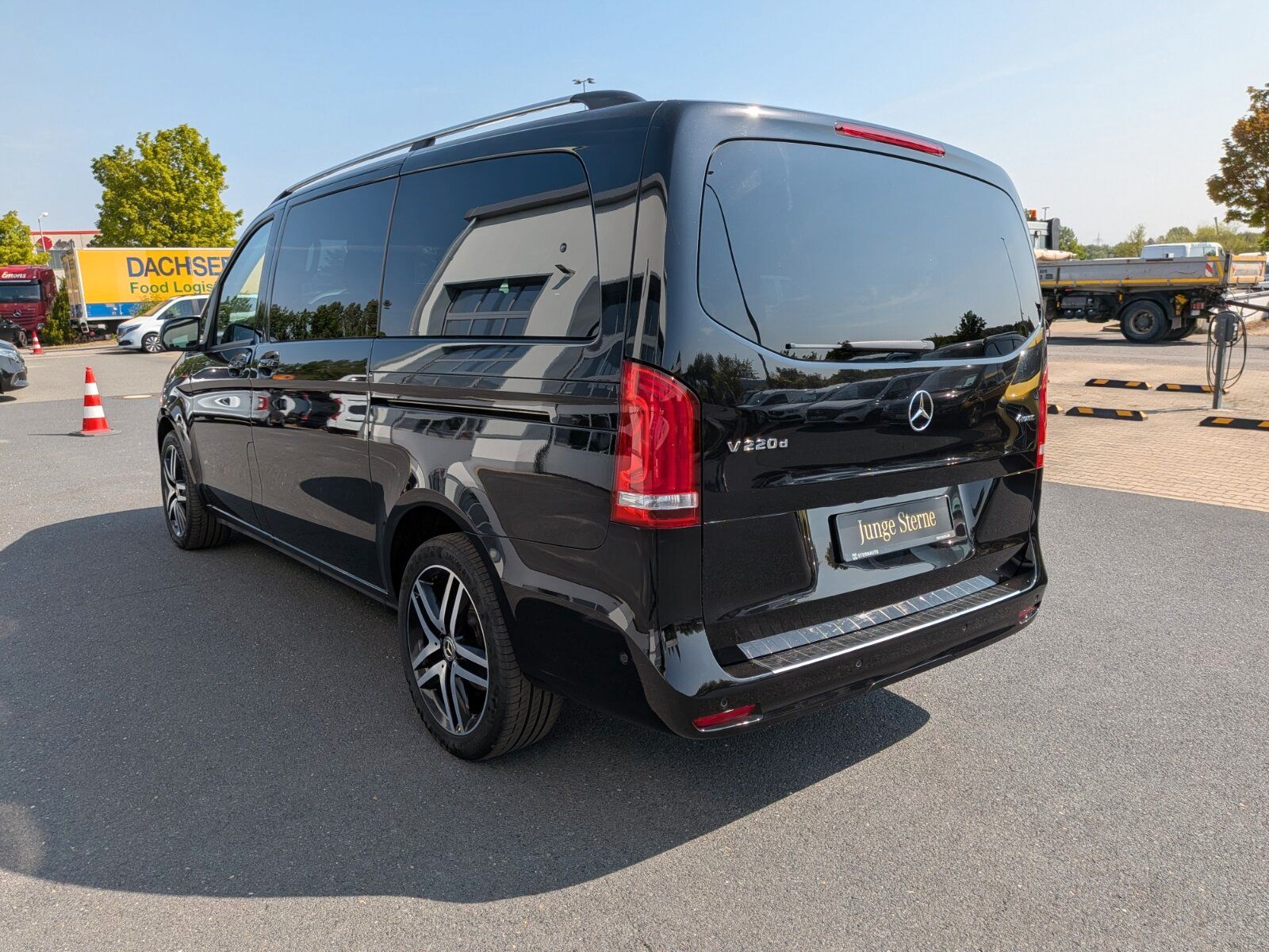 Mercedes-Benz V 220 d 4MATIC EDITION Lang Navi Standhz LED foto 5