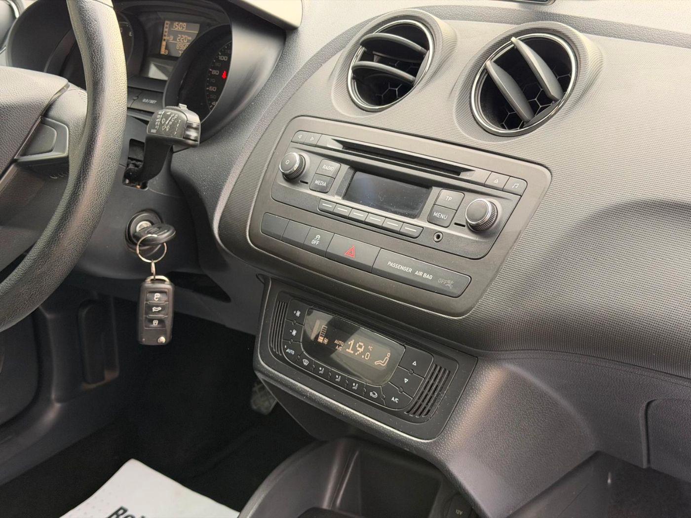 Seat Ibiza Style Salsa Navi Facelift LM KlimaA
