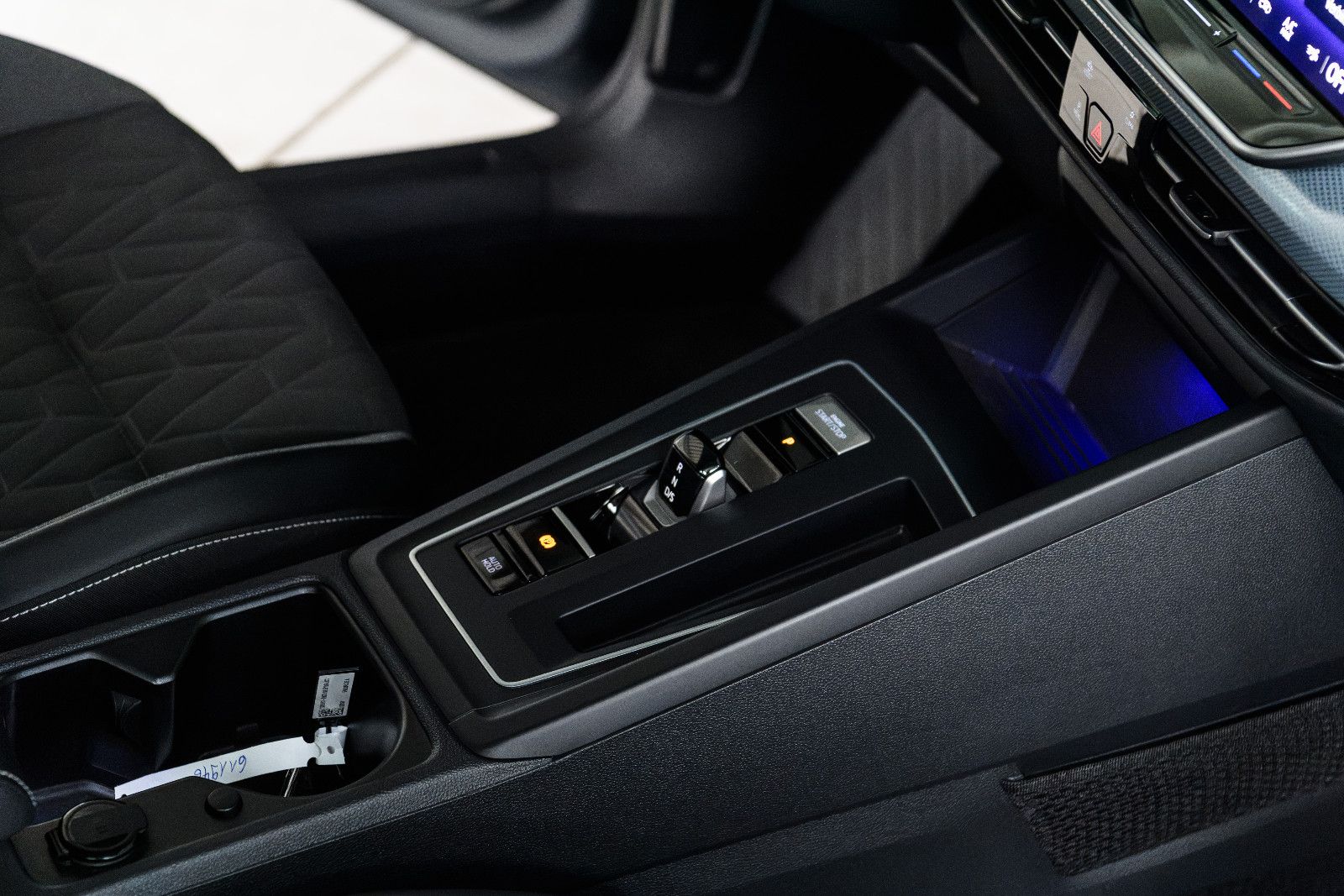 Fahrzeugabbildung Volkswagen Golf VIII Variant Goal 2.0TDI IQ-LED+AHK+360°KAM