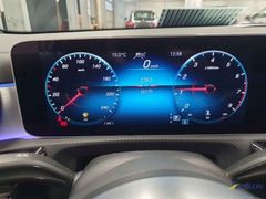 Fahrzeugabbildung Mercedes-Benz A 250 Lim 4Matic AMG-Line Navi LED ePano StdHz