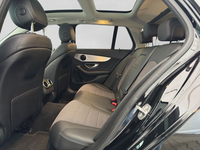 Fahrzeugabbildung Mercedes-Benz C 200 T Avantgarde+LED+Pano+Kamera+Memory+Spur