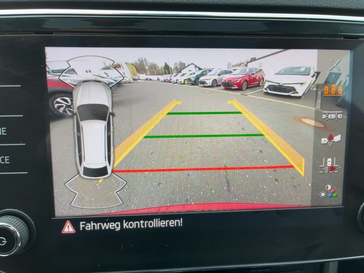 Skoda Superb - Bild 18