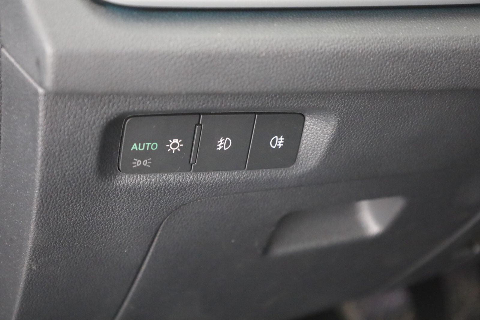 Skoda Octavia 1.5 TSI Style LED Standheizung AHK DAB foto 21