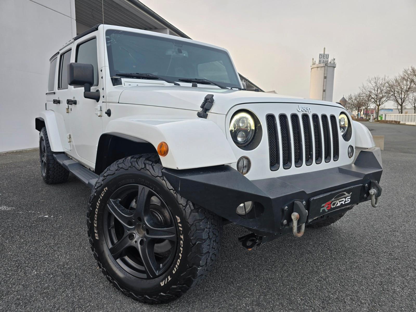 Jeep Wrangler Unlimited Sahara Automatik Leder