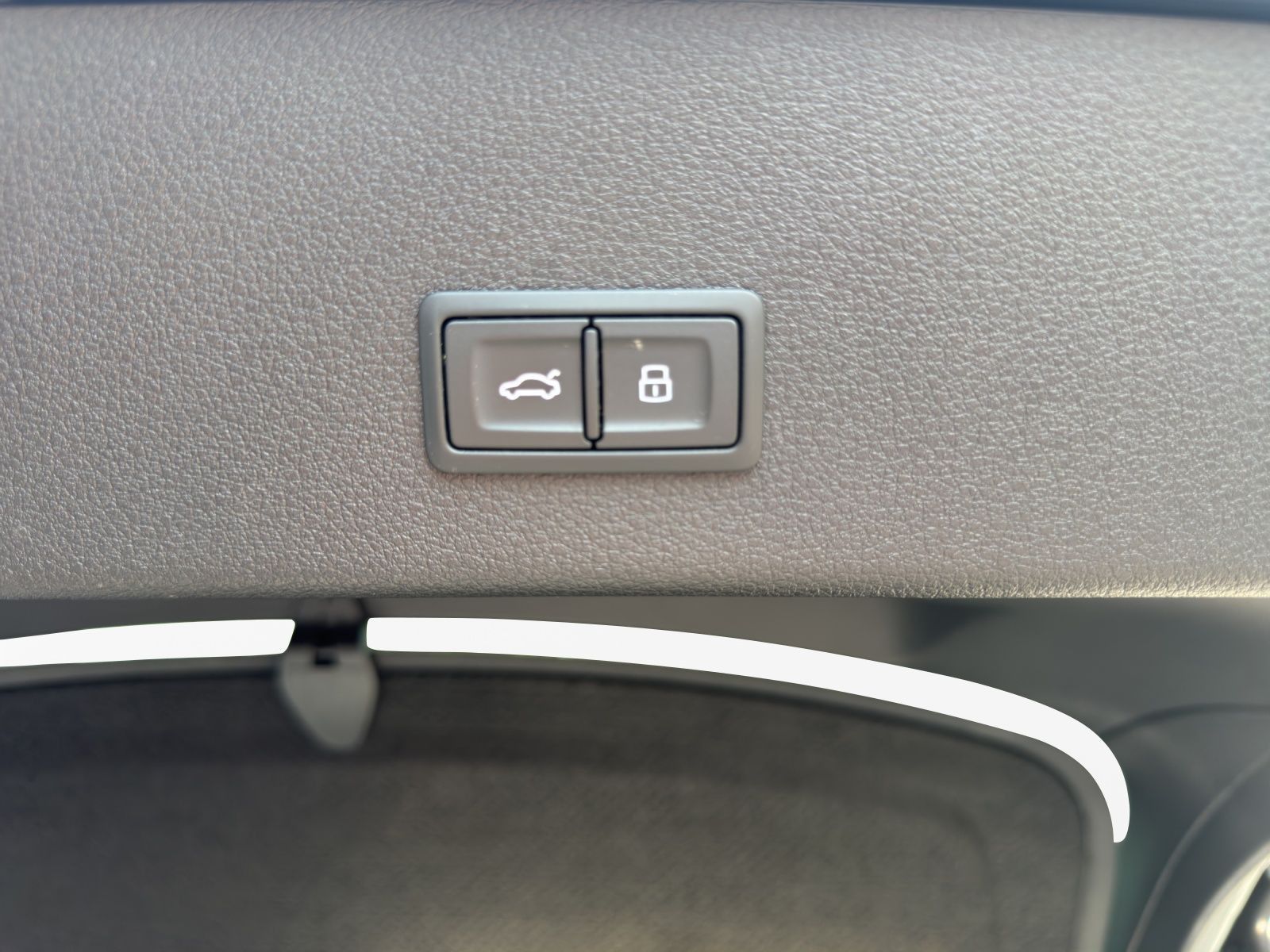 Audi Q8 e-tron - Bild 13