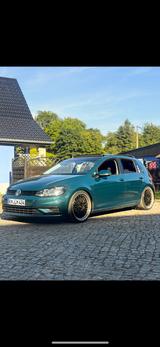 Volkswagen Golf 1.4 TSI BMT Comfortline Comfortline - Volkswagen Golf: Grün, Schiebedach