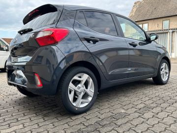 Hyundai i10 1.0 CONNECT & GO - NAVI - SOFORT