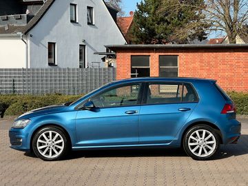 Volkswagen Golf - 11
